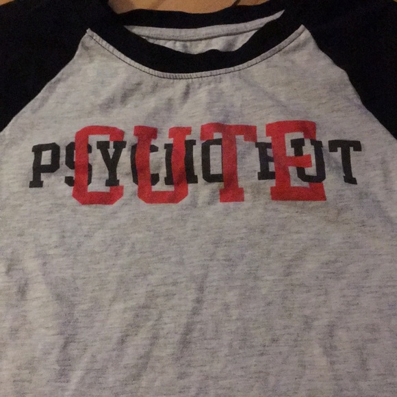 “Psycho but cute” cropped tee - Picture 2 of 4